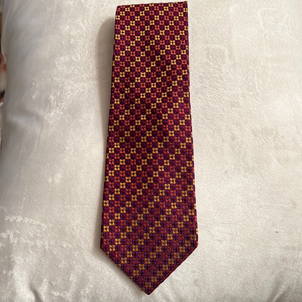 Ermenegildo Zegna 100% silk handmade Italian tie.